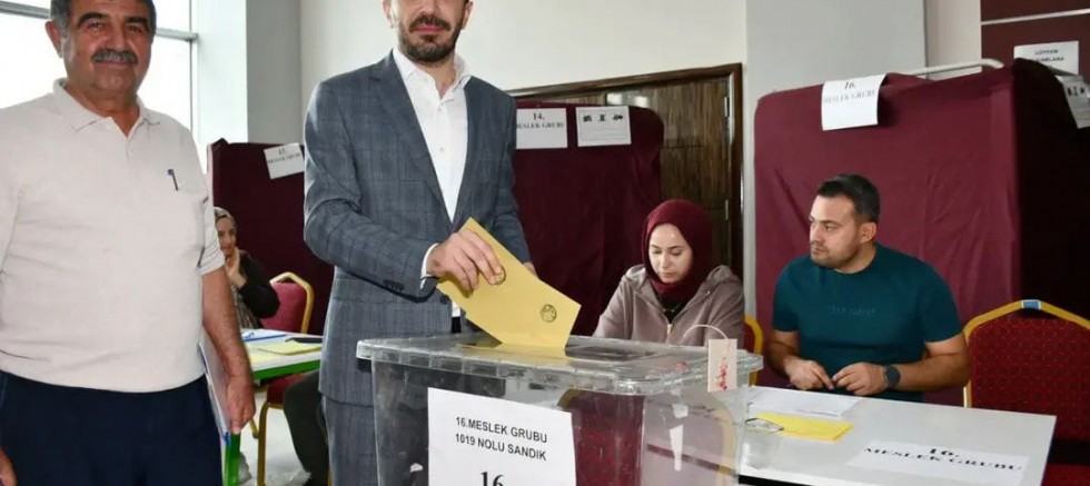 ATSO SEÇİMLERİNDE SARI LİSTE 18 MESLEK GRUBUNUN TAMAMINI KAZANDI