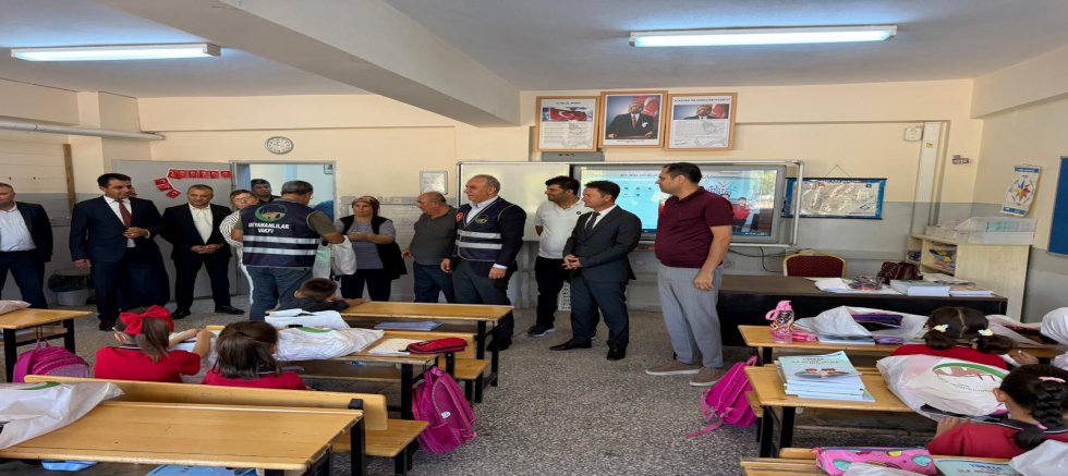 Adıyamanlılar Vakfı’ndan Öğrencilere Eğitim Desteği
