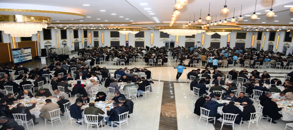 ATSO İLÇELERDEKİ ÜYELERİNE İFTAR VERDİ