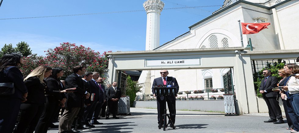 CUMHURBAŞKANI ERDOĞAN, CUMA NAMAZINI HZ. ALİ CAMİİ’NDE KILDI