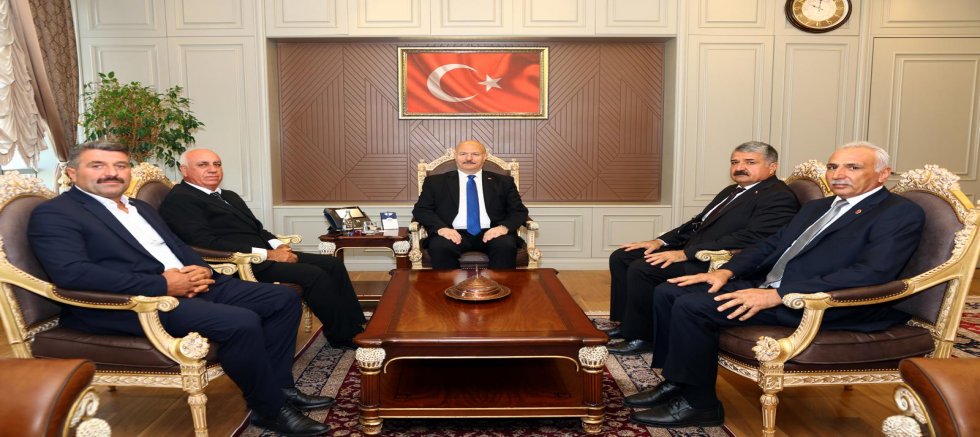 TÜTÜN ÜRETİCİSİNİN FİYAT İSYANI VALİ KÜÇÜK’E TAŞINDI