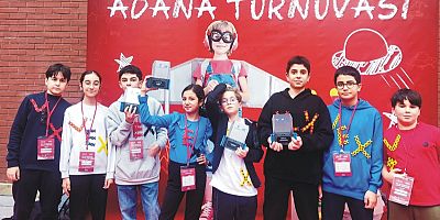 SANKO OKULLARI VEX IQ ROBOT YARIŞMASINDAN DÖRT BİRİNCİLİKLE DÖNDÜ