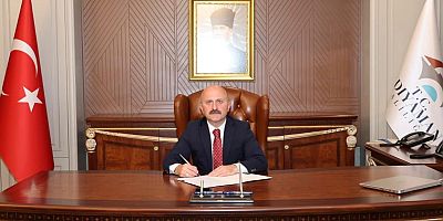 VALİ VAROL: KALEMİNİ DOĞRULUKTAN AYIRMAYAN TÜM BASIN MENSUPLARIMIZIN 24 TEMMUZ BASIN BAYRAMINI TEBRİK EDİYORUM