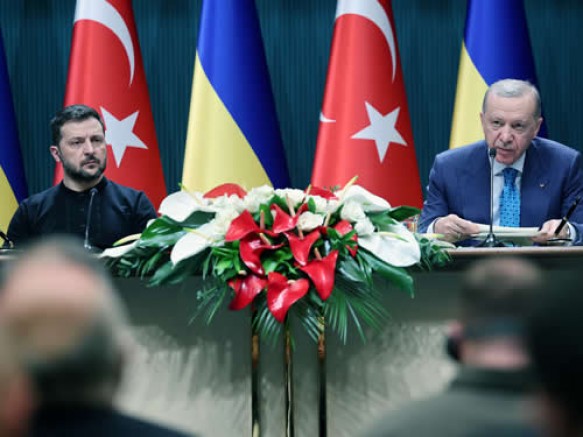 “UKRAYNA'NIN TOPRAK BÜTÜNLÜĞÜ BİZİM OLMAZSA OLMAZIMIZDIR”
